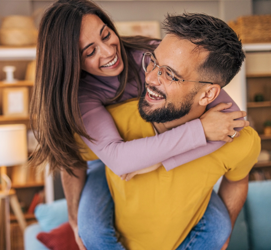 Couple on Shoulders Couple on Shoulders